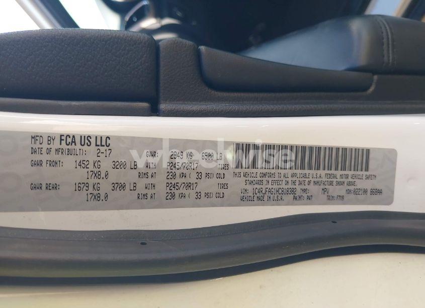 Photo 9 of 2017 Jeep Grand CHEROKEE LAREDO 4X4 (VIN 1C4RJFAG1HC818382)