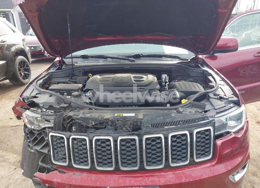 Photo 10 of 2017 Jeep Grand CHEROKEE LAREDO 4X4 (VIN 1C4RJFAG1HC844965)