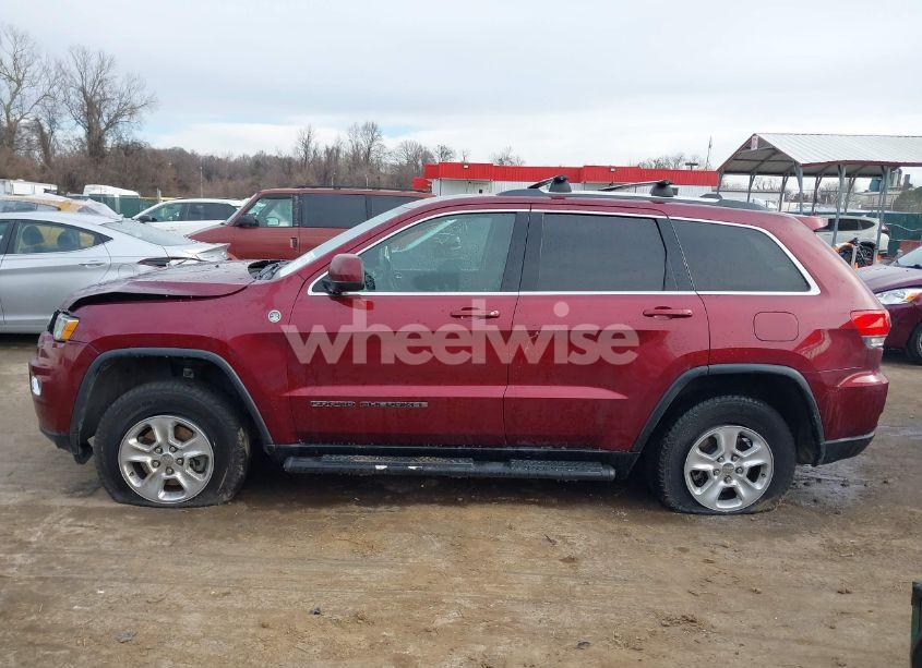 Photo 15 of 2017 Jeep Grand CHEROKEE LAREDO 4X4 (VIN 1C4RJFAG1HC844965)