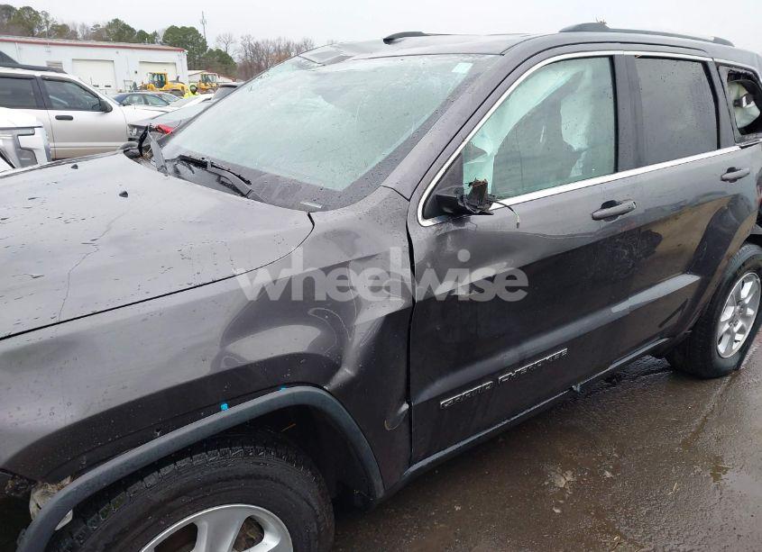 Photo 13 of 2017 Jeep Grand CHEROKEE LAREDO 4X4 (VIN 1C4RJFAG1HC858199)