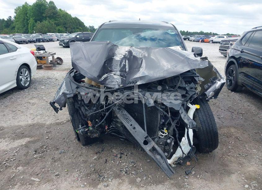 Photo 12 of 2017 Jeep Grand CHEROKEE ALTITUDE 4X4 (VIN 1C4RJFAG1HC866674)