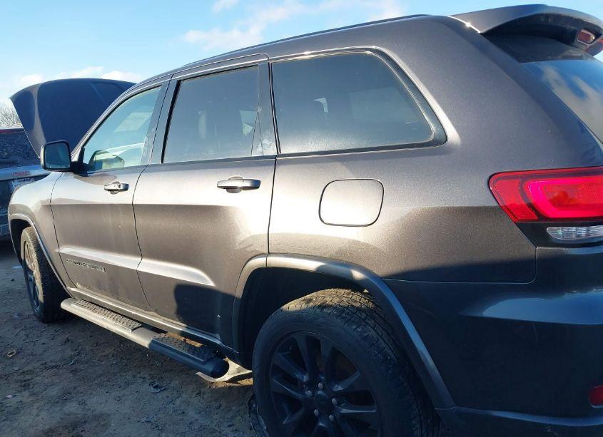 Photo 14 of 2017 Jeep Grand CHEROKEE ALTITUDE 4X4 (VIN 1C4RJFAG1HC910012)