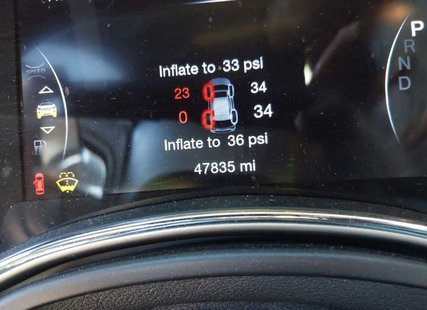 Photo 15 of 2017 Jeep Grand CHEROKEE ALTITUDE 4X4 (VIN 1C4RJFAG1HC951935)