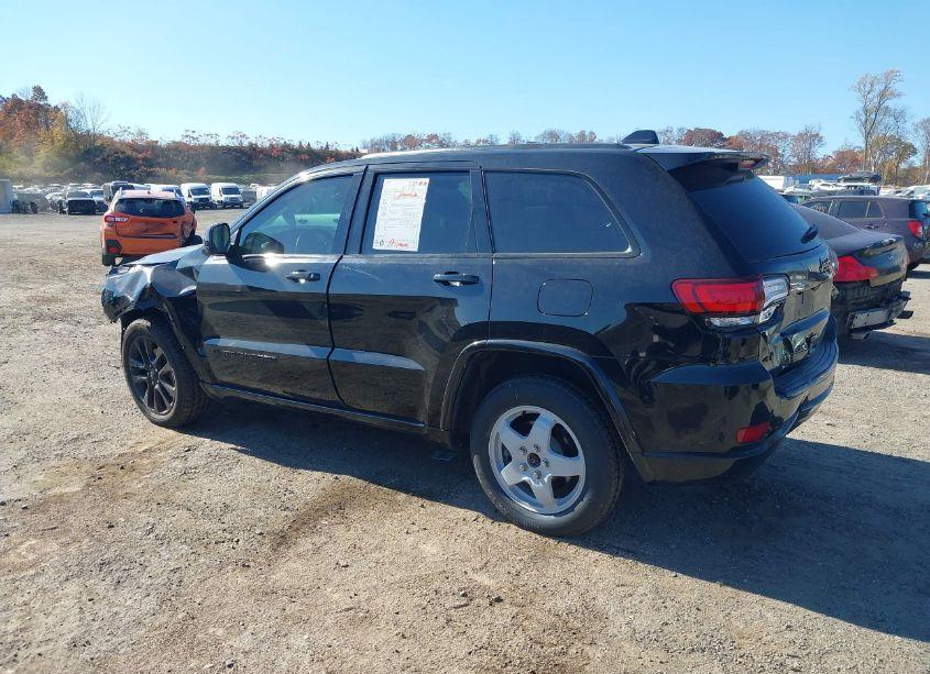 Photo 3 of 2017 Jeep Grand CHEROKEE ALTITUDE 4X4 (VIN 1C4RJFAG1HC951935)