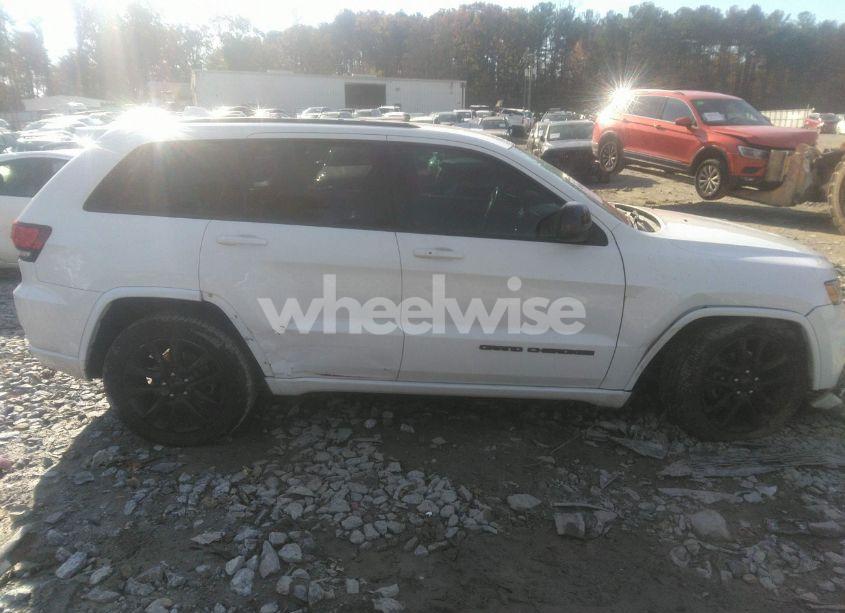 Photo 12 of 2018 Jeep Grand CHEROKEE ALTITUDE 4X4 (VIN 1C4RJFAG1JC119579)