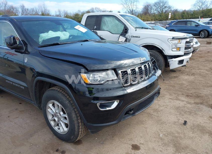 Photo 6 of 2018 Jeep Grand CHEROKEE LAREDO E 4X4 (VIN 1C4RJFAG1JC146927)