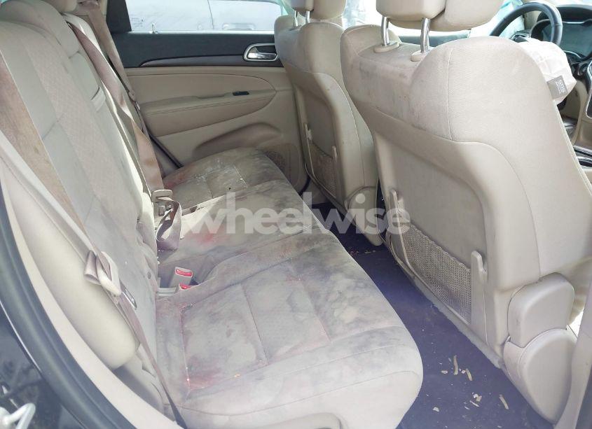 Photo 8 of 2018 Jeep Grand CHEROKEE LAREDO E 4X4 (VIN 1C4RJFAG1JC146927)