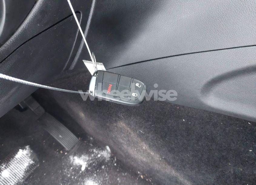 Photo 11 of 2018 Jeep Grand CHEROKEE LAREDO E 4X4 (VIN 1C4RJFAG1JC200226)