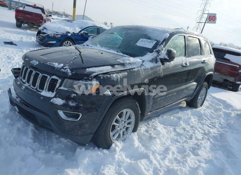 Photo 2 of 2018 Jeep Grand CHEROKEE LAREDO E 4X4 (VIN 1C4RJFAG1JC200226)