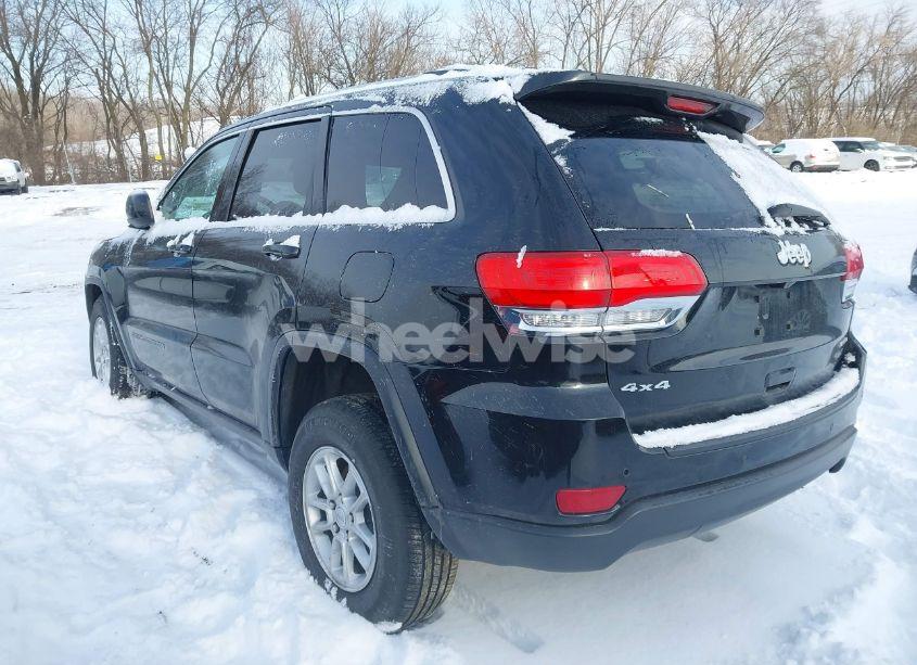 Photo 3 of 2018 Jeep Grand CHEROKEE LAREDO E 4X4 (VIN 1C4RJFAG1JC200226)