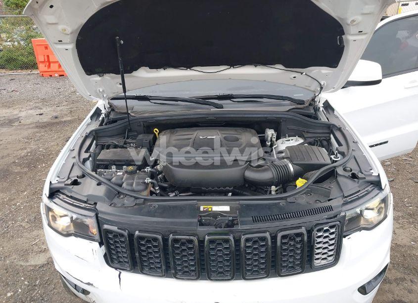 Photo 10 of 2018 Jeep Grand CHEROKEE ALTITUDE 4X4 (VIN 1C4RJFAG1JC295239)