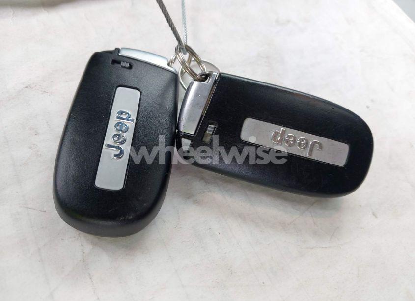 Photo 11 of 2018 Jeep Grand CHEROKEE ALTITUDE 4X4 (VIN 1C4RJFAG1JC357321)