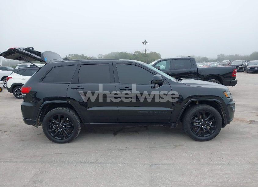 Photo 13 of 2018 Jeep Grand CHEROKEE ALTITUDE 4X4 (VIN 1C4RJFAG1JC357321)