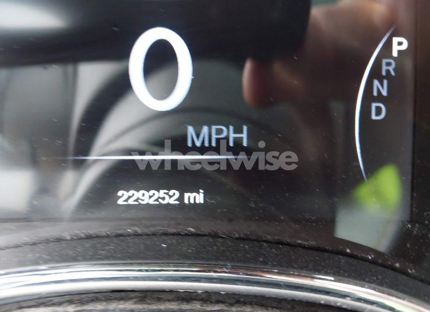 Photo 15 of 2018 Jeep Grand CHEROKEE ALTITUDE 4X4 (VIN 1C4RJFAG1JC357321)