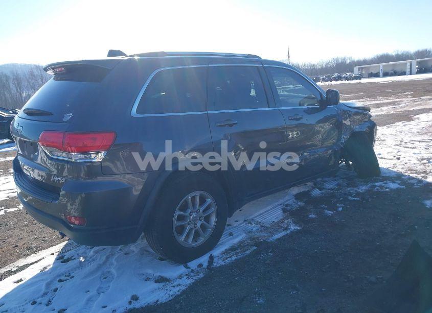 Photo 4 of 2018 Jeep Grand CHEROKEE LAREDO E 4X4 (VIN 1C4RJFAG1JC507475)