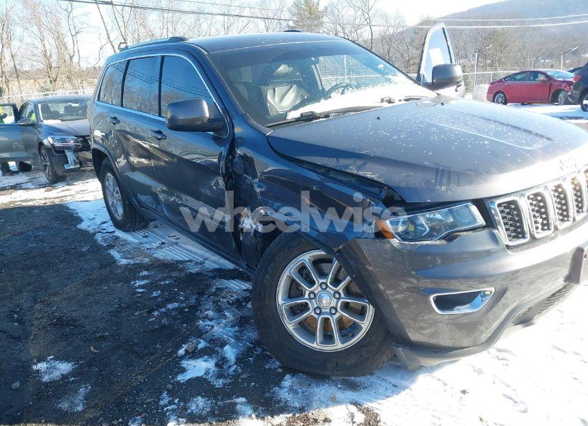 Photo 6 of 2018 Jeep Grand CHEROKEE LAREDO E 4X4 (VIN 1C4RJFAG1JC507475)