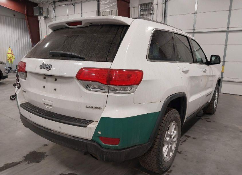 Photo 4 of 2019 Jeep Grand CHEROKEE LAREDO E 4X4 (VIN 1C4RJFAG1KC648581)