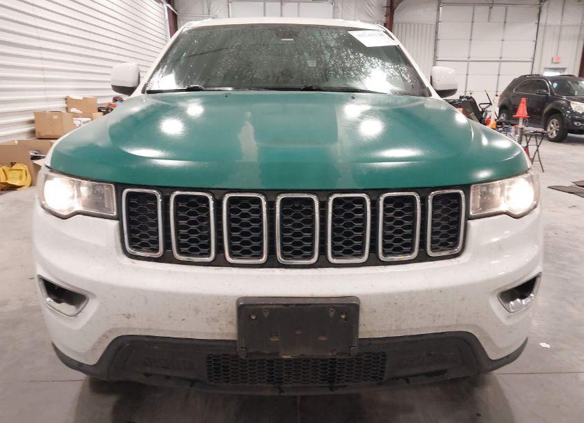 Photo 6 of 2019 Jeep Grand CHEROKEE LAREDO E 4X4 (VIN 1C4RJFAG1KC648581)