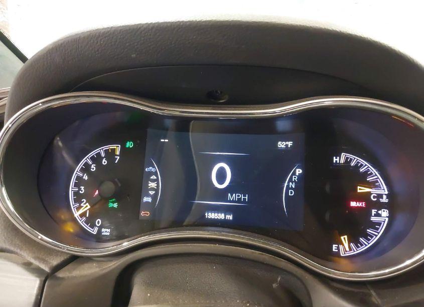 Photo 7 of 2019 Jeep Grand CHEROKEE LAREDO E 4X4 (VIN 1C4RJFAG1KC648581)