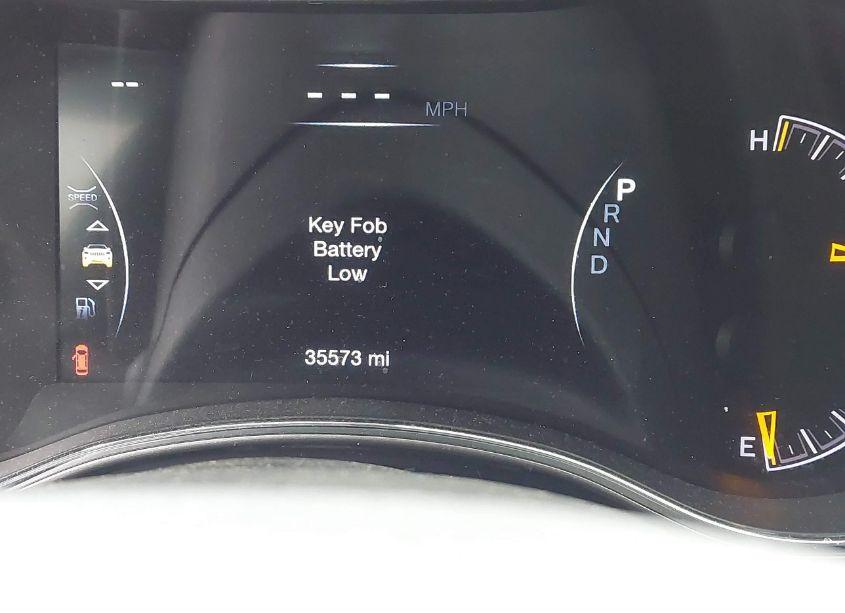 Photo 15 of 2019 Jeep Grand CHEROKEE LAREDO E 4X4 (VIN 1C4RJFAG1KC719715)