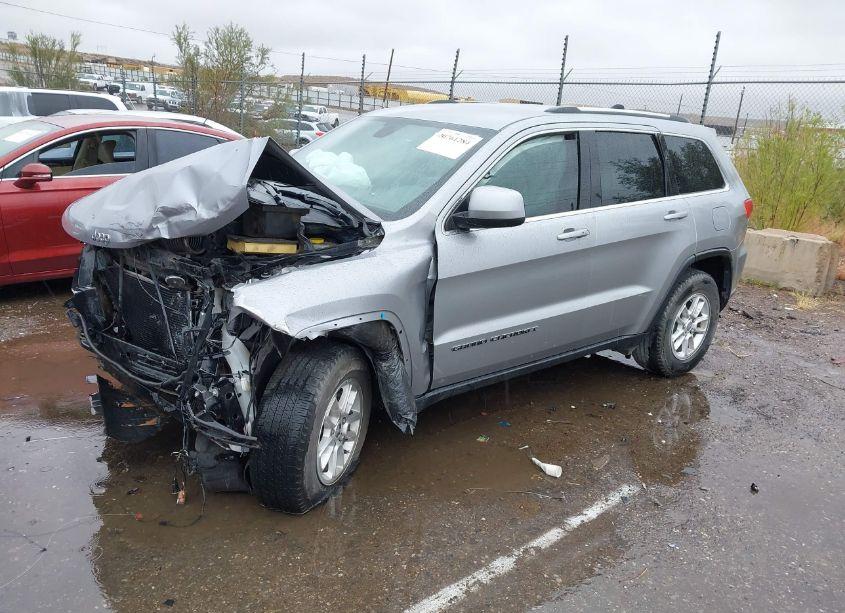 Photo 2 of 2019 Jeep Grand CHEROKEE LAREDO E 4X4 (VIN 1C4RJFAG1KC719715)