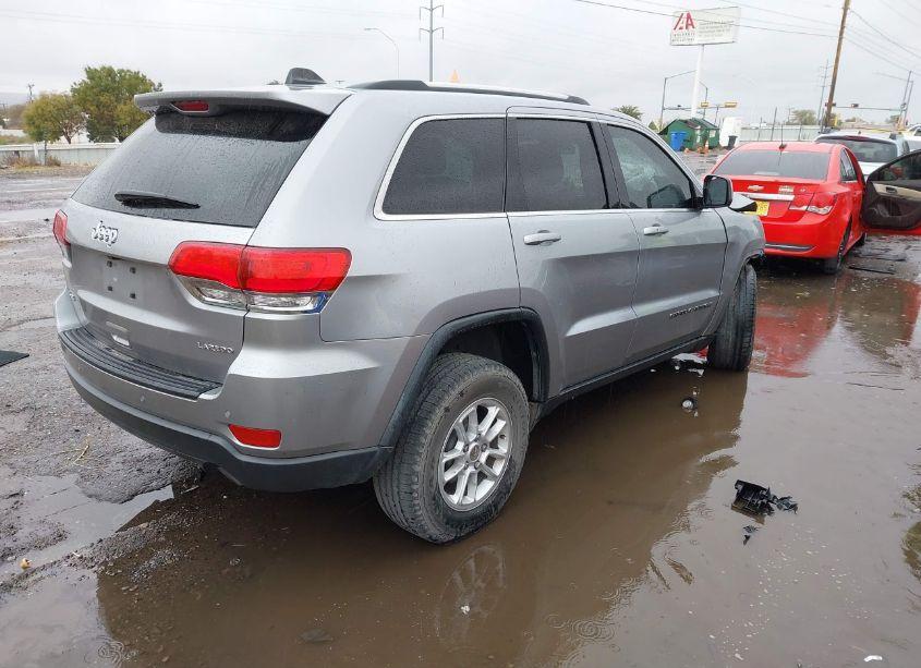 Photo 4 of 2019 Jeep Grand CHEROKEE LAREDO E 4X4 (VIN 1C4RJFAG1KC719715)
