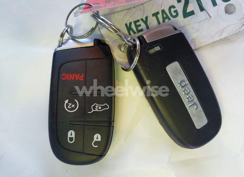 Photo 11 of 2020 Jeep Grand CHEROKEE ALTITUDE 4X4 (VIN 1C4RJFAG1LC415317)