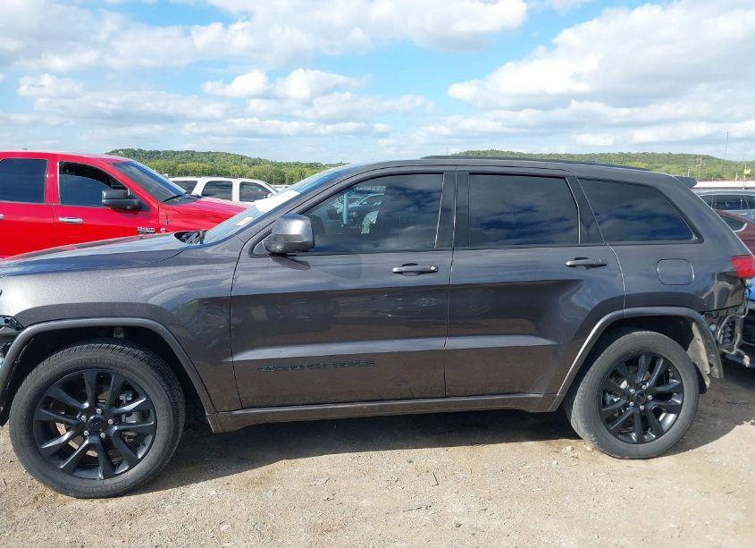 Photo 15 of 2020 Jeep Grand CHEROKEE ALTITUDE 4X4 (VIN 1C4RJFAG1LC423725)