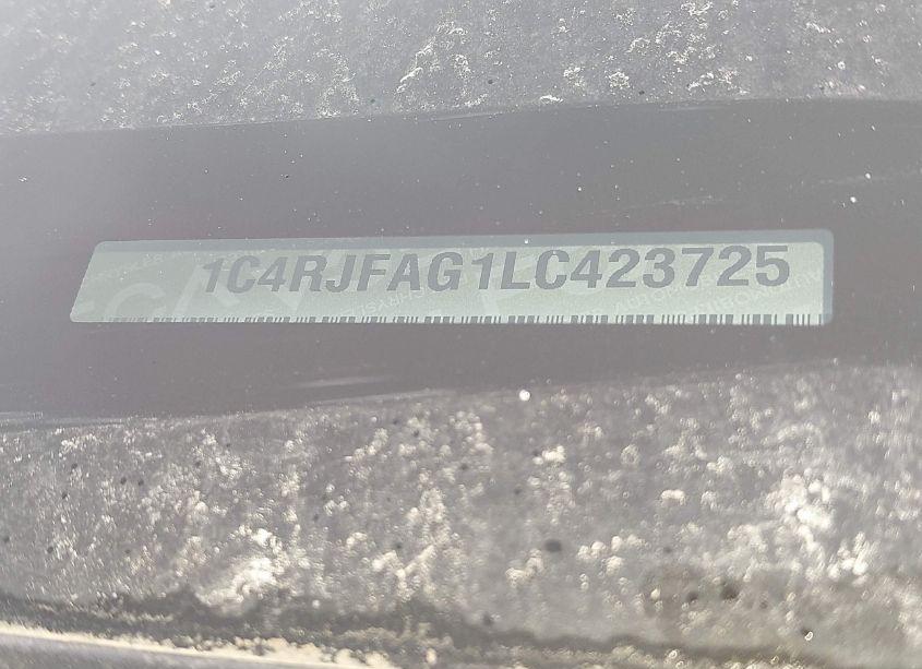 Photo 9 of 2020 Jeep Grand CHEROKEE ALTITUDE 4X4 (VIN 1C4RJFAG1LC423725)