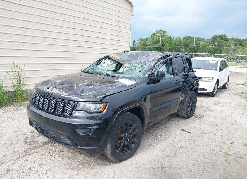 Photo 2 of 2021 Jeep Grand CHEROKEE LAREDO X 4X4 (VIN 1C4RJFAG1MC653427)