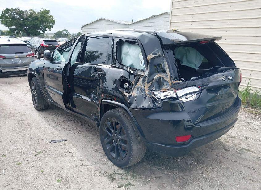 Photo 3 of 2021 Jeep Grand CHEROKEE LAREDO X 4X4 (VIN 1C4RJFAG1MC653427)