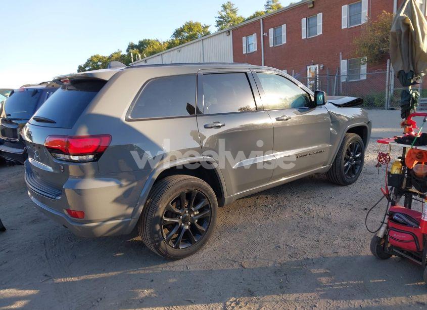 Photo 4 of 2021 Jeep Grand CHEROKEE LAREDO X 4X4 (VIN 1C4RJFAG1MC732578)