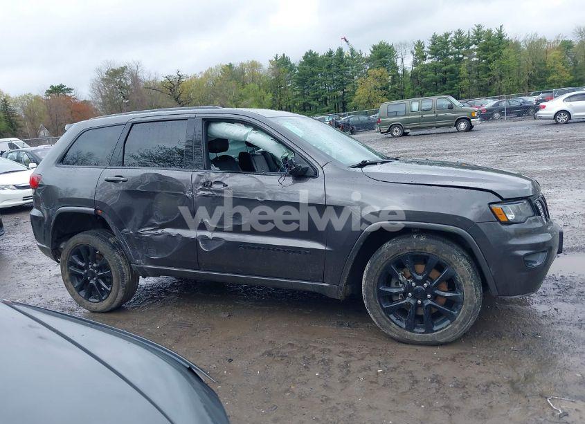 Photo 12 of 2021 Jeep Grand CHEROKEE LAREDO X 4X4 (VIN 1C4RJFAG1MC810633)