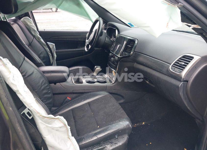 Photo 5 of 2021 Jeep Grand CHEROKEE LAREDO X 4X4 (VIN 1C4RJFAG1MC810633)