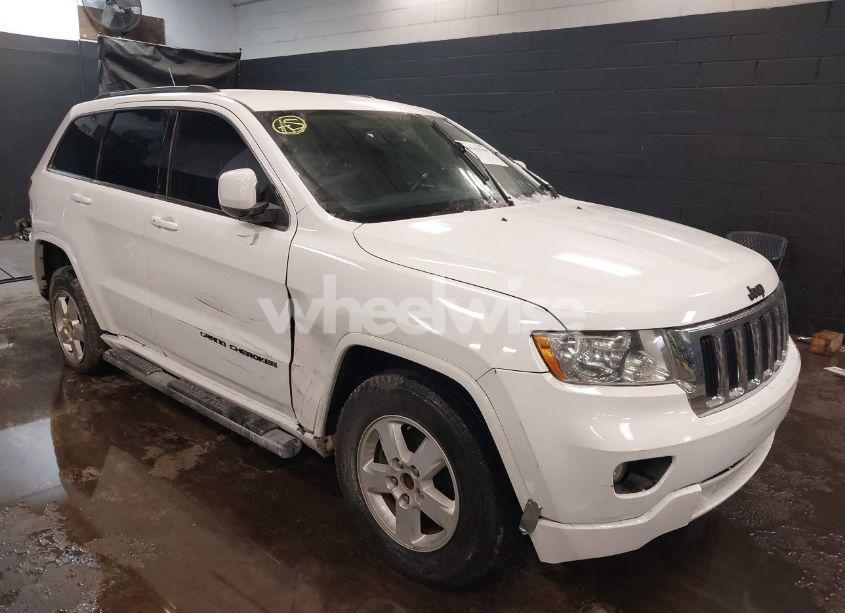 2012 Jeep Grand CHEROKEE LAREDO (VIN 1C4RJFAG2CC125040) main photo