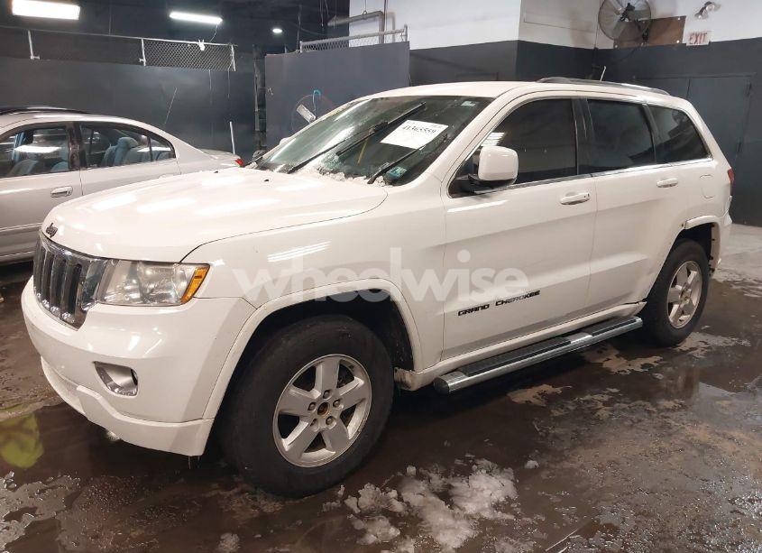 Photo 2 of 2012 Jeep Grand CHEROKEE LAREDO (VIN 1C4RJFAG2CC125040)