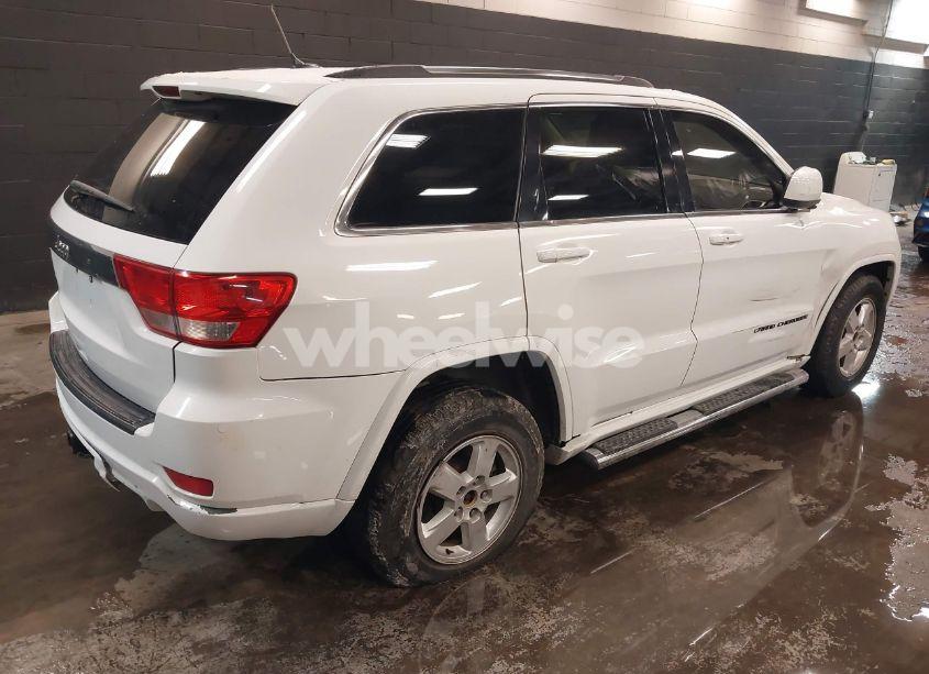 Photo 4 of 2012 Jeep Grand CHEROKEE LAREDO (VIN 1C4RJFAG2CC125040)