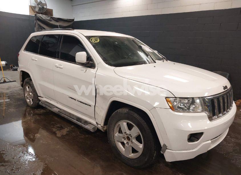 Photo 6 of 2012 Jeep Grand CHEROKEE LAREDO (VIN 1C4RJFAG2CC125040)