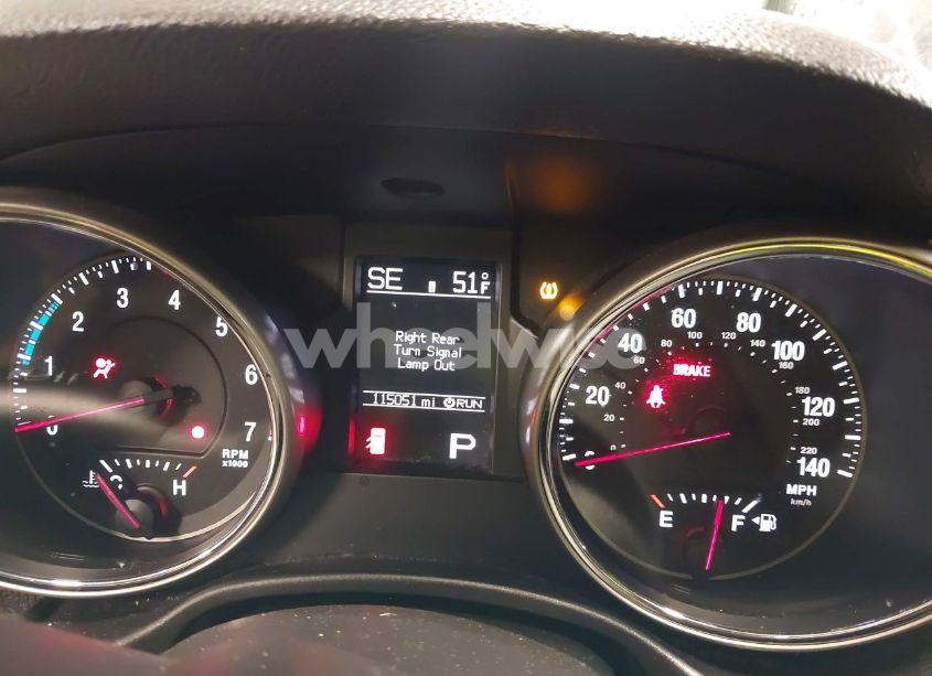 Photo 7 of 2012 Jeep Grand CHEROKEE LAREDO (VIN 1C4RJFAG2CC125040)
