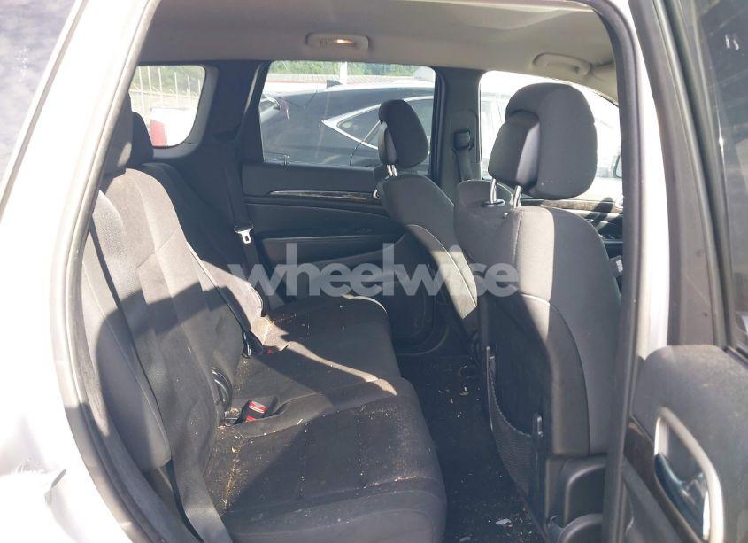 Photo 8 of 2012 Jeep Grand CHEROKEE LAREDO (VIN 1C4RJFAG2CC135762)