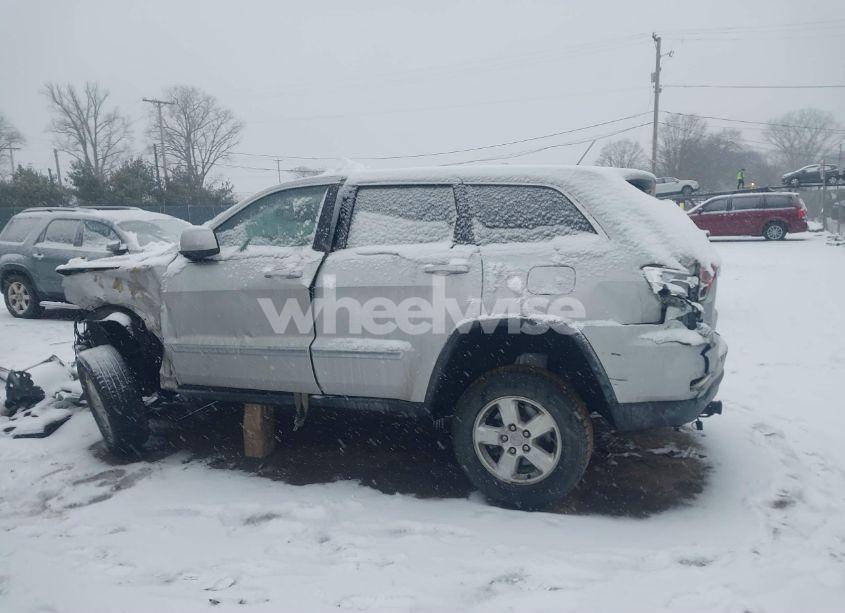 Photo 14 of 2012 Jeep Grand CHEROKEE LAREDO (VIN 1C4RJFAG2CC188882)