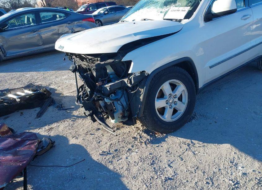 Photo 16 of 2012 Jeep Grand CHEROKEE LAREDO (VIN 1C4RJFAG2CC189885)