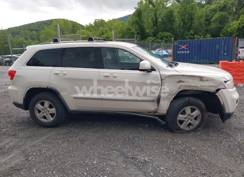 Photo 13 of 2012 Jeep Grand CHEROKEE LAREDO (VIN 1C4RJFAG2CC207883)