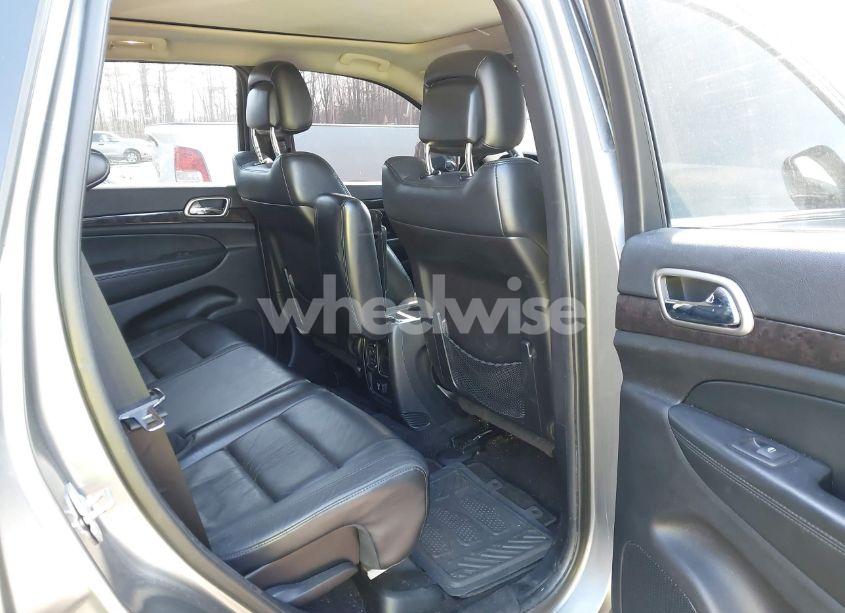 Photo 8 of 2012 Jeep Grand CHEROKEE LAREDO (VIN 1C4RJFAG2CC269154)