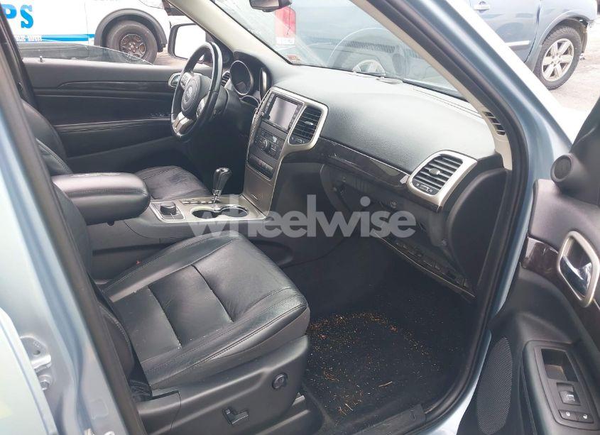 Photo 5 of 2012 Jeep Grand CHEROKEE LAREDO (VIN 1C4RJFAG2CC332527)