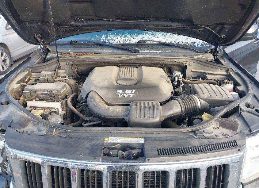 Photo 10 of 2013 Jeep Grand CHEROKEE LAREDO (VIN 1C4RJFAG2DC506663)