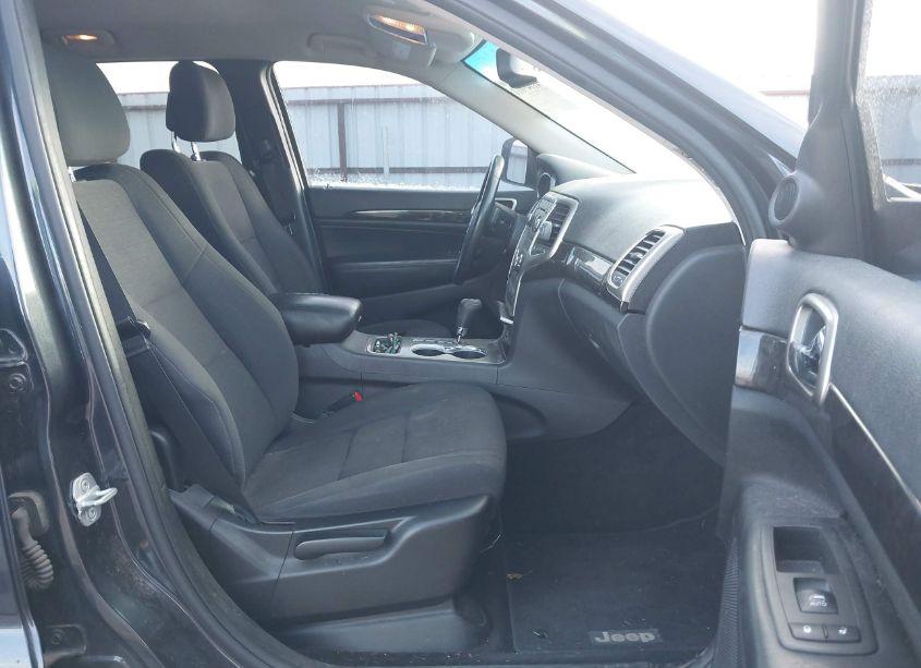 Photo 5 of 2013 Jeep Grand CHEROKEE LAREDO (VIN 1C4RJFAG2DC506663)