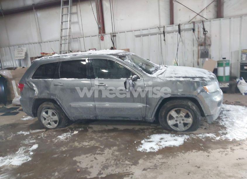 Photo 13 of 2013 Jeep Grand CHEROKEE LAREDO (VIN 1C4RJFAG2DC507344)