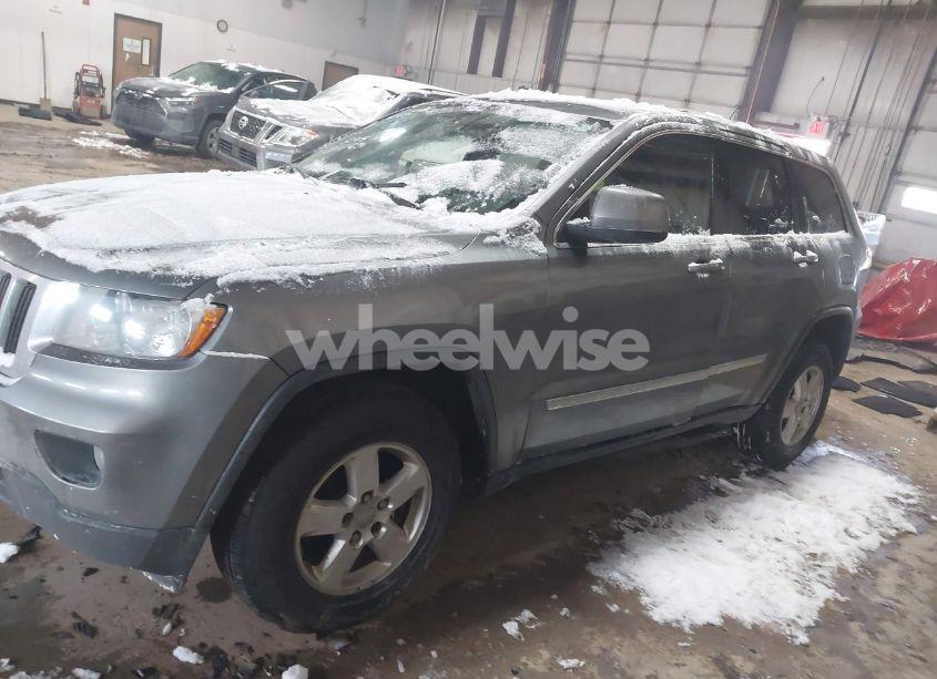 Photo 14 of 2013 Jeep Grand CHEROKEE LAREDO (VIN 1C4RJFAG2DC507344)