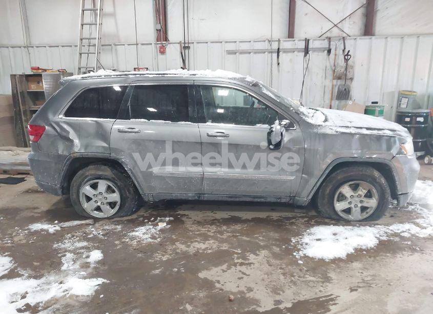 Photo 6 of 2013 Jeep Grand CHEROKEE LAREDO (VIN 1C4RJFAG2DC507344)